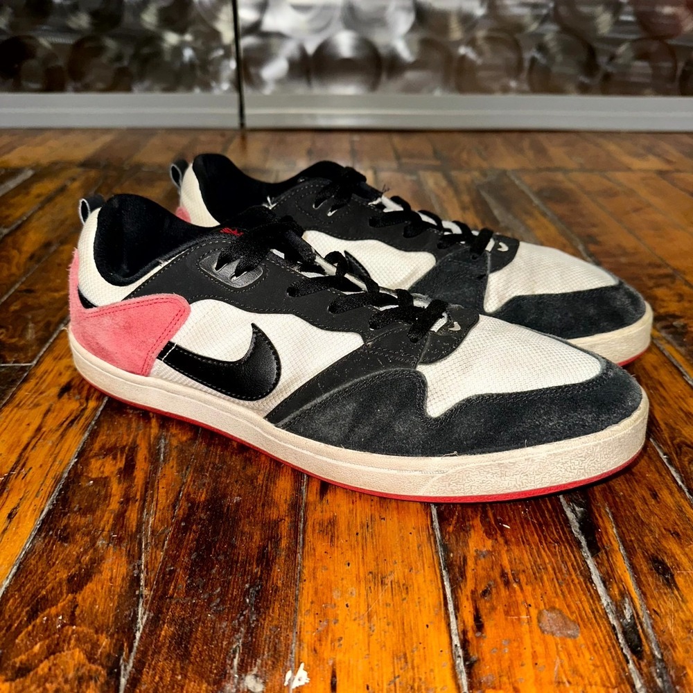 Nike SB Alleyoop Sneakers Men's Size 13 Black White Suede Lace Up Skate Shoes